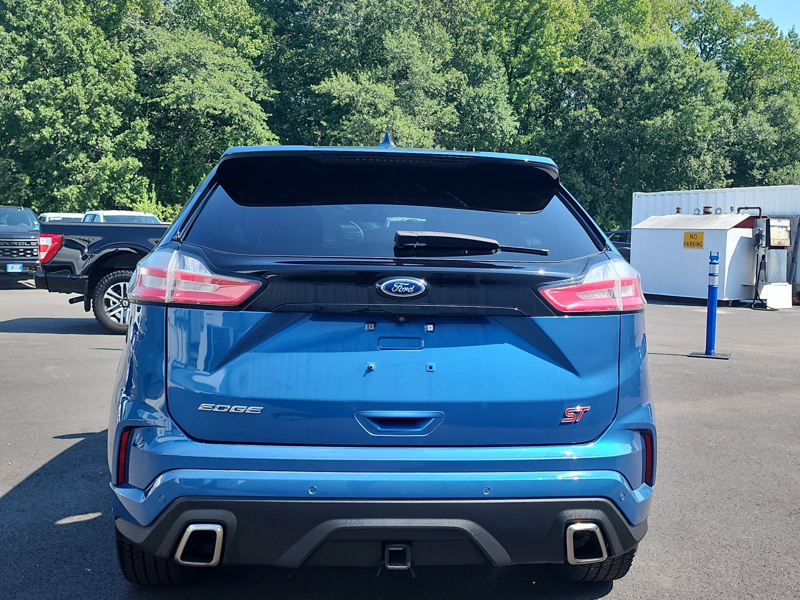 Used 2019 Ford Edge ST w/ Convenience Package AWD/4WD image 4