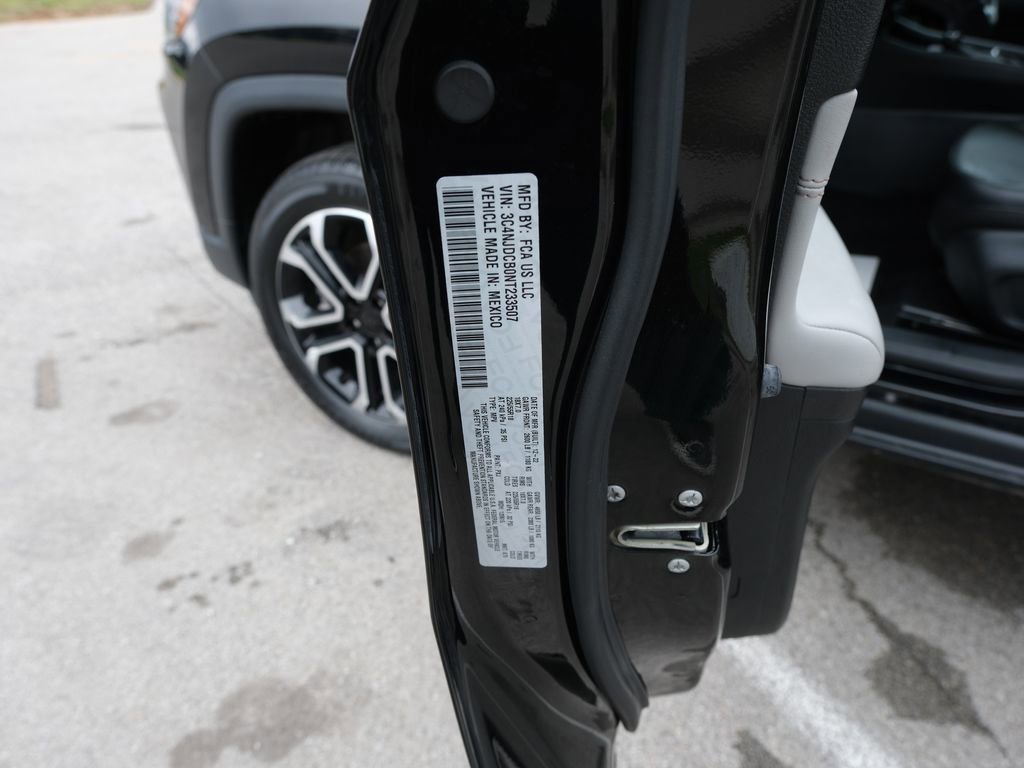 Used 2022 Jeep Compass Limited image 35