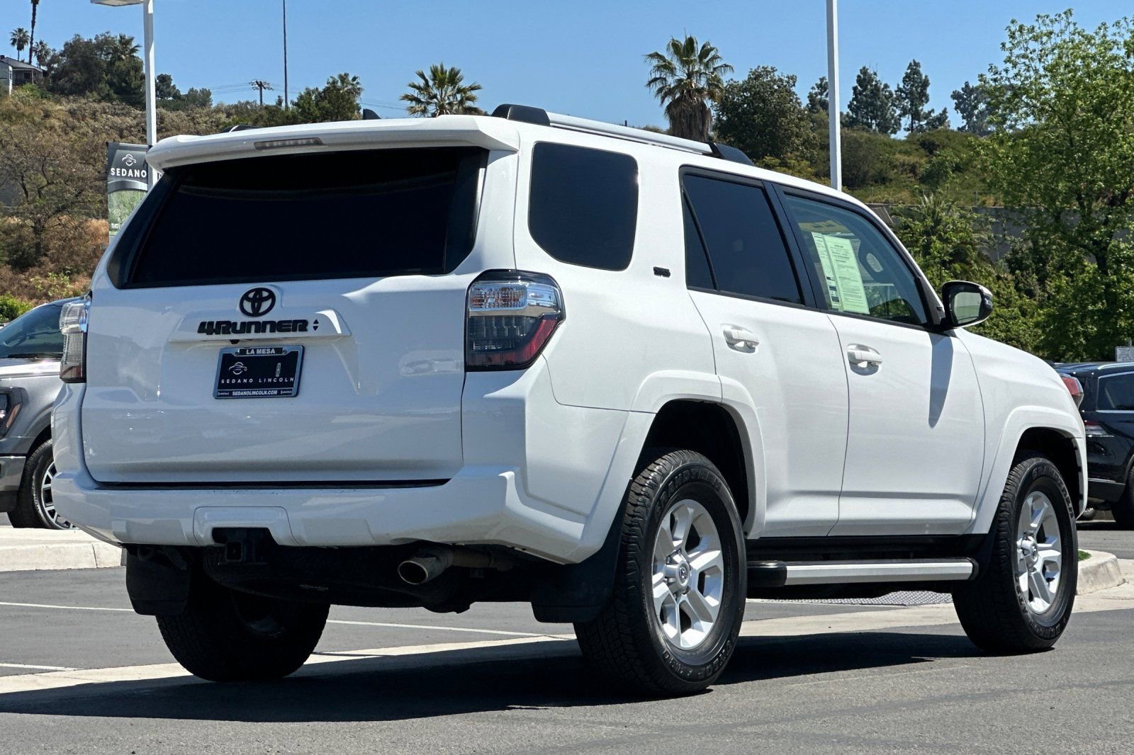 Used 2022 Toyota 4Runner SR5 Premium w/ Moonroof Package RWD image 3