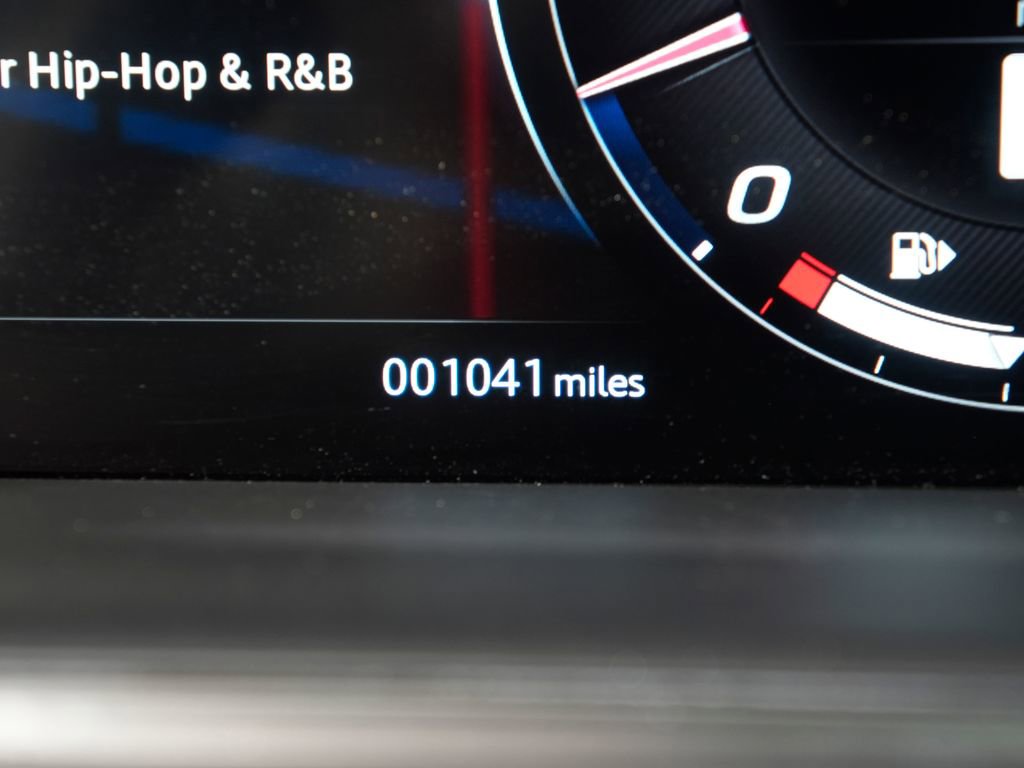 Used 2024 Jaguar F-TYPE R-Dynamic RWD image 23