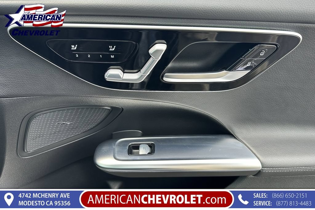 Used 2023 Mercedes-Benz C 300 Sedan image 23