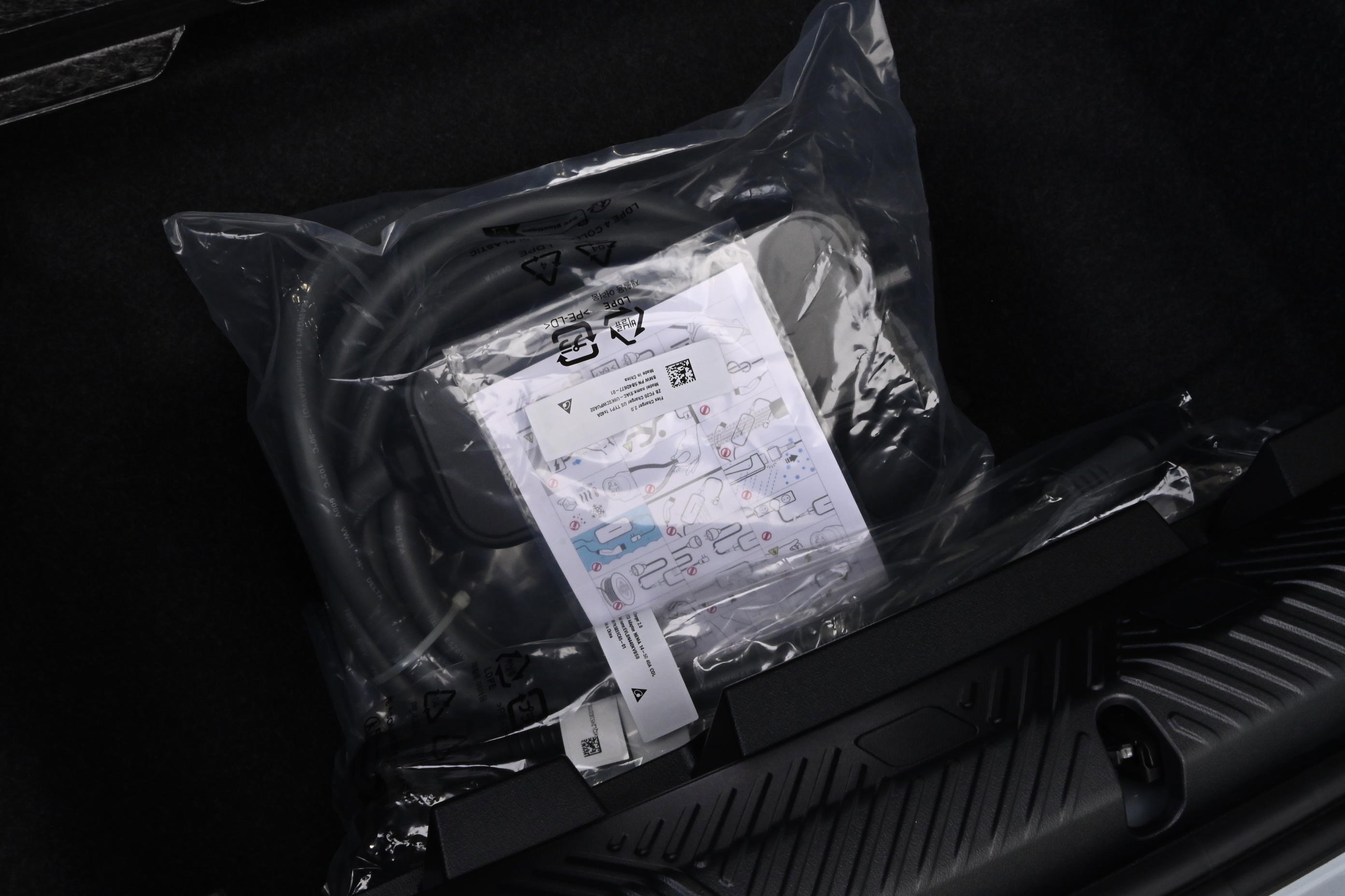 Used 2026 BMW i5 eDrive40 w/ M Sport Package image 29