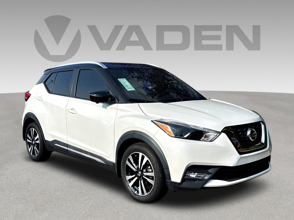 Used 2019 Nissan Kicks SR w/ SR Premium Package