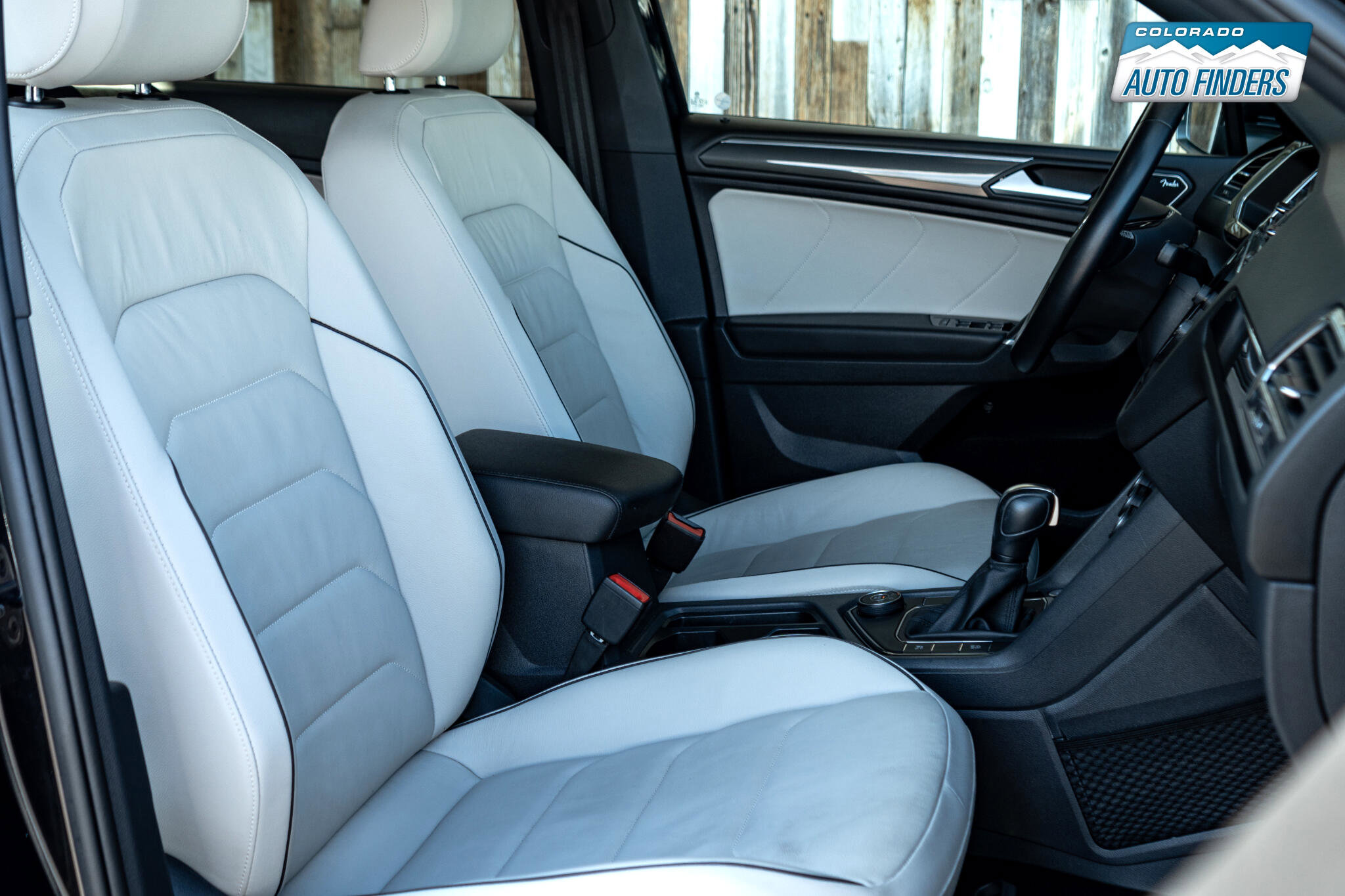 Used 2020 Volkswagen Tiguan SEL Premium R-Line image 22