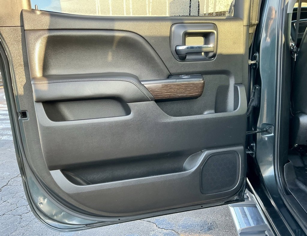 Used 2018 GMC Sierra 2500 Denali w/ Duramax Plus Package image 32