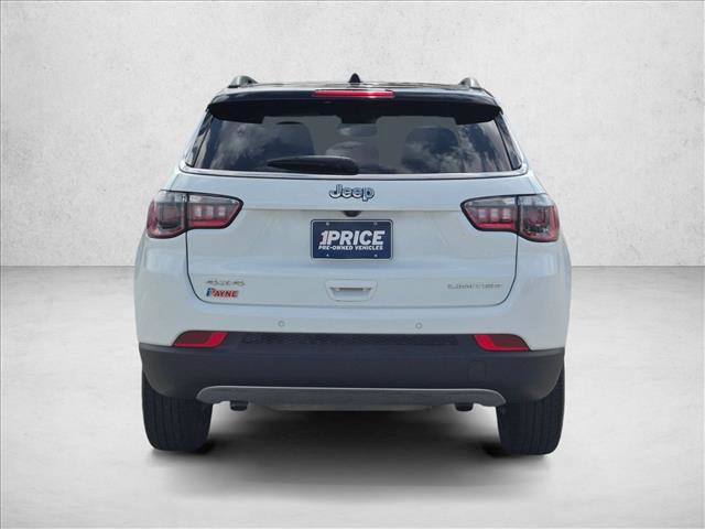 Used 2024 Jeep Compass Limited AWD/4WD image 7