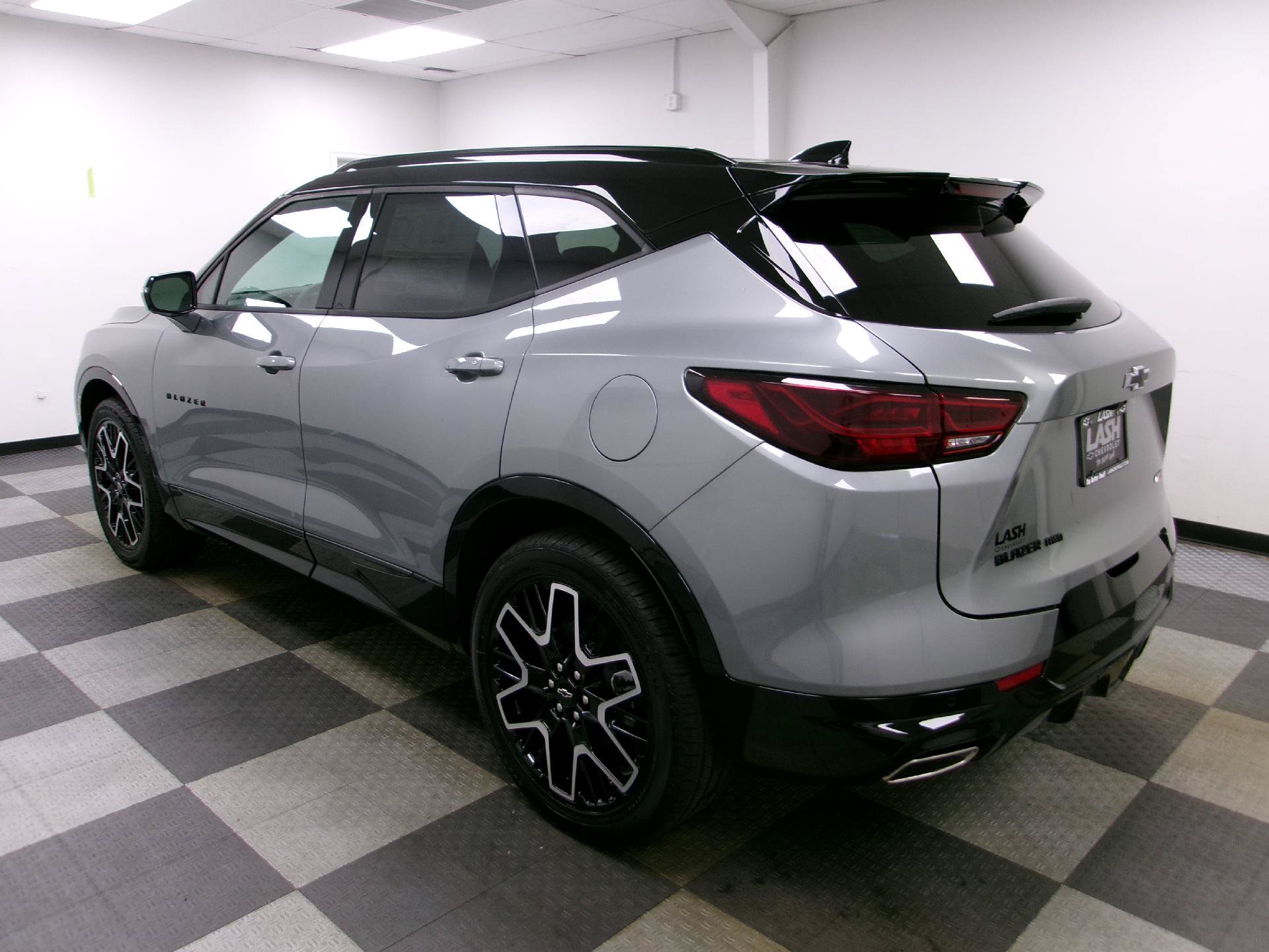 New 2026 Chevrolet Blazer RS w/ Driver Confidence II Package AWD/4WD image 2