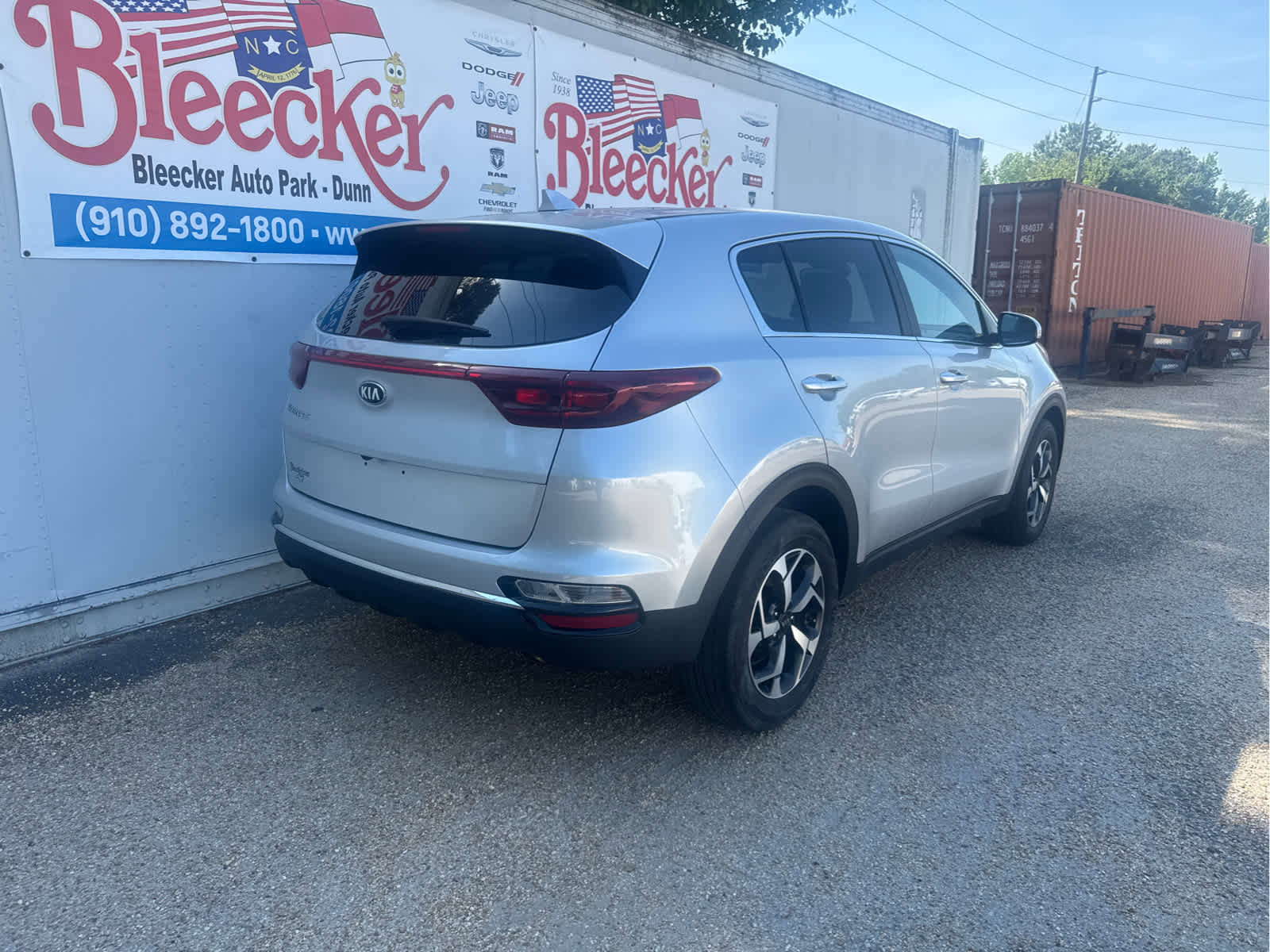 Used 2022 Kia Sportage LX image 3
