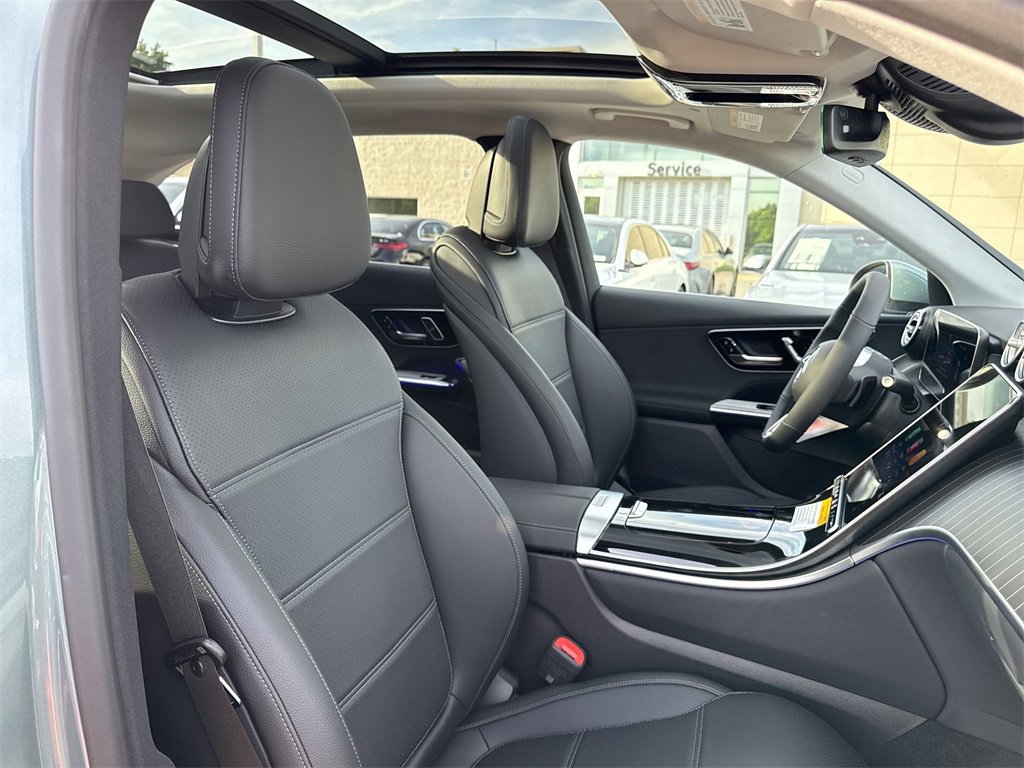 New 2025 Mercedes-Benz GLC 350e 4MATIC image 19