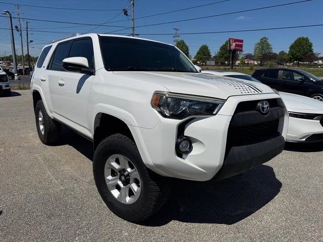 Used 2015 Toyota 4Runner SR5 AWD/4WD image 1