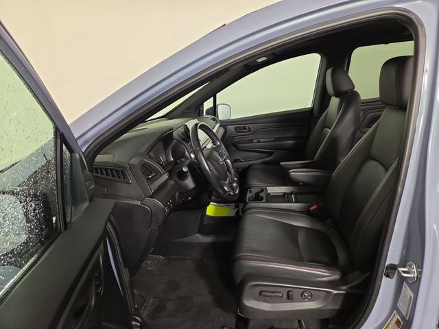 Used 2024 Honda Odyssey Sport image 12