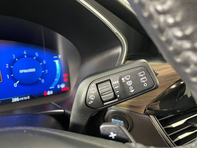 Certified 2020 Ford Escape Titanium AWD/4WD image 10
