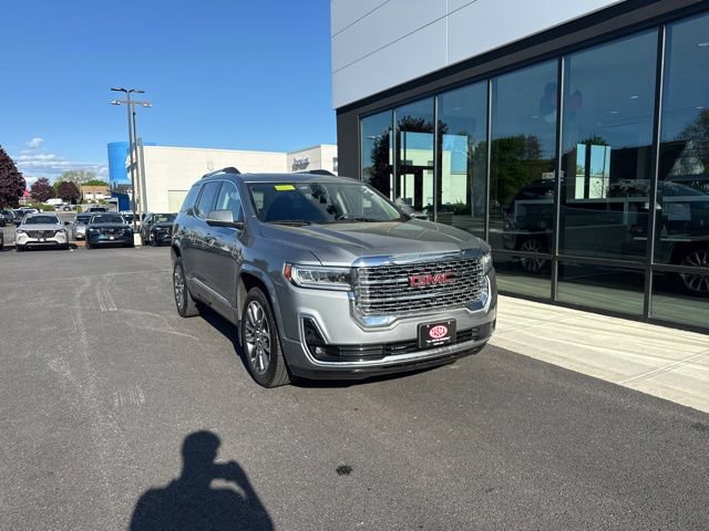 Used 2023 GMC Acadia Denali w/ Denali Technology Package AWD/4WD image 1