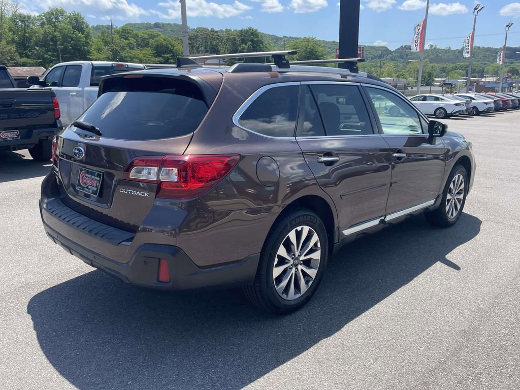 Used 2019 Subaru Outback 2.5i Touring w/ Popular Package #3A AWD/4WD image 4