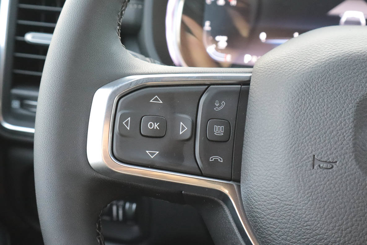 New 2027 RAM 3500 Laramie AWD/4WD image 34