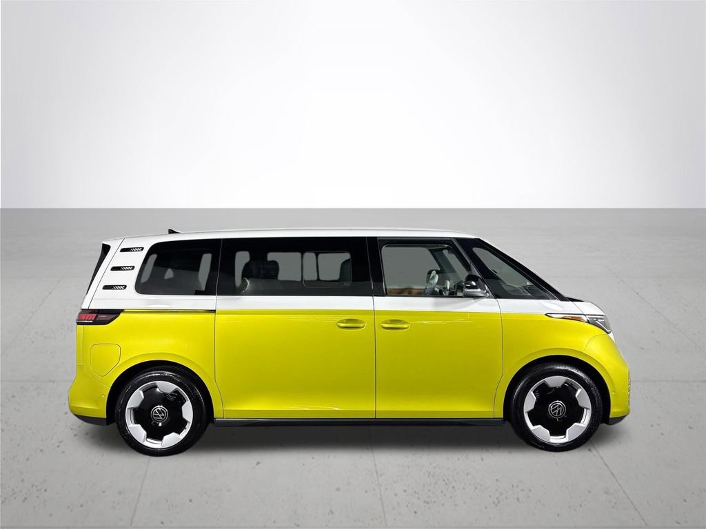 Certified 2025 Volkswagen ID. Buzz Pro S Plus RWD image 5