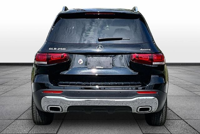 Certified 2023 Mercedes-Benz GLB 250 4MATIC image 8
