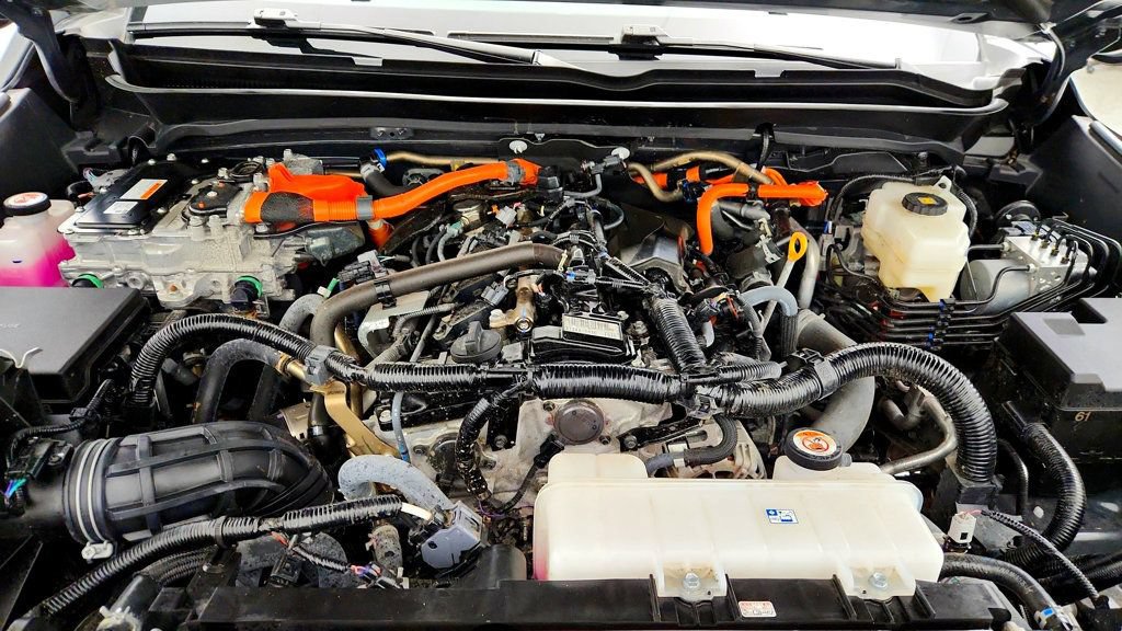 Used 2025 Toyota Tacoma 4x4 Double Cab Hybrid image 27