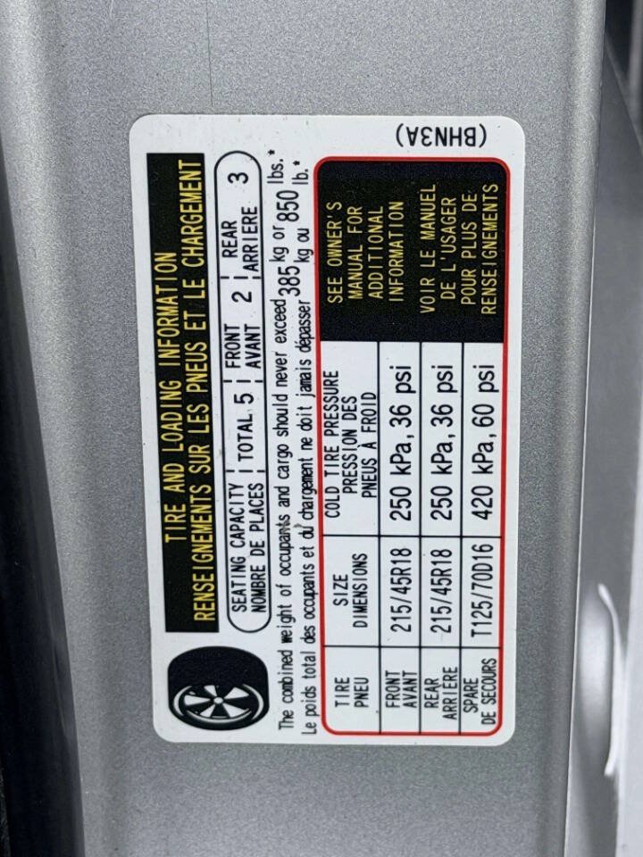 Used 2018 MAZDA MAZDA3 Touring FWD image 19