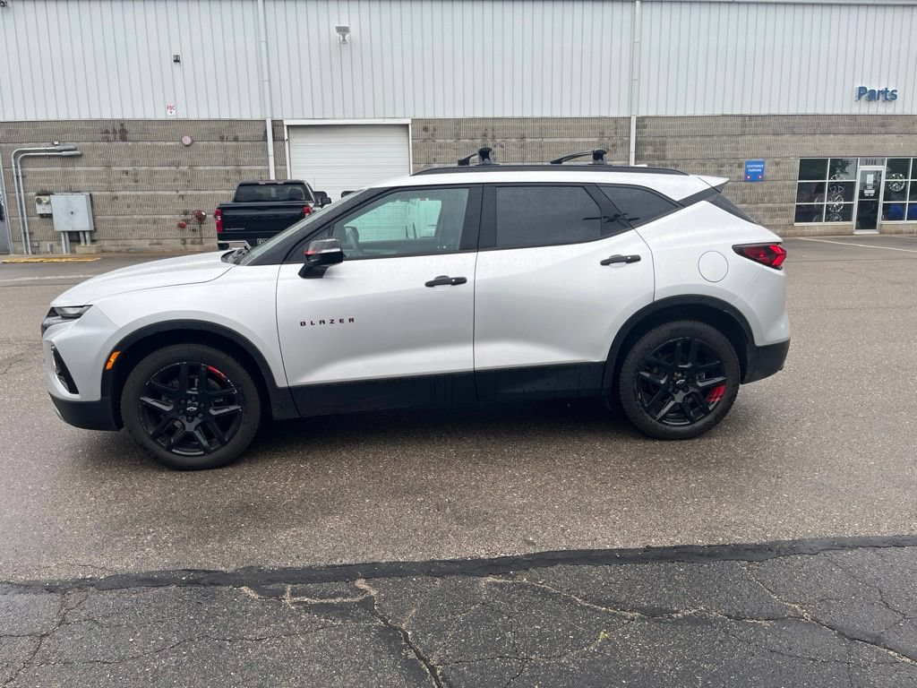 Used 2021 Chevrolet Blazer LT w/ Redline Edition AWD/4WD image 5