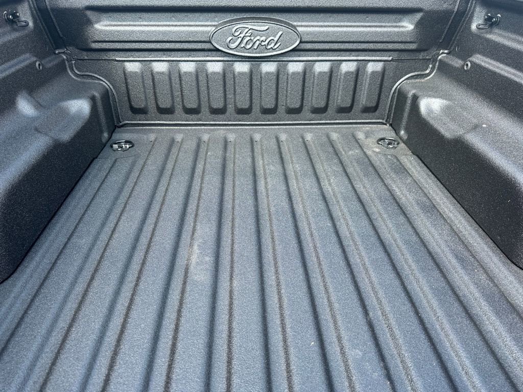 New 2025 Ford Maverick XLT w/ XLT Luxury Package image 19