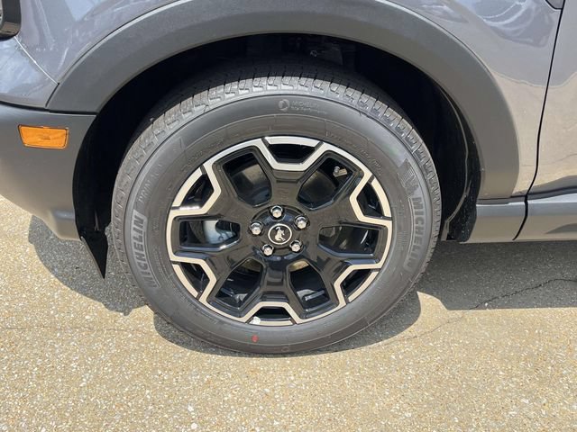 New 2026 Ford Bronco Sport Outer Banks w/ Outer Banks Tech Package+ AWD/4WD image 6