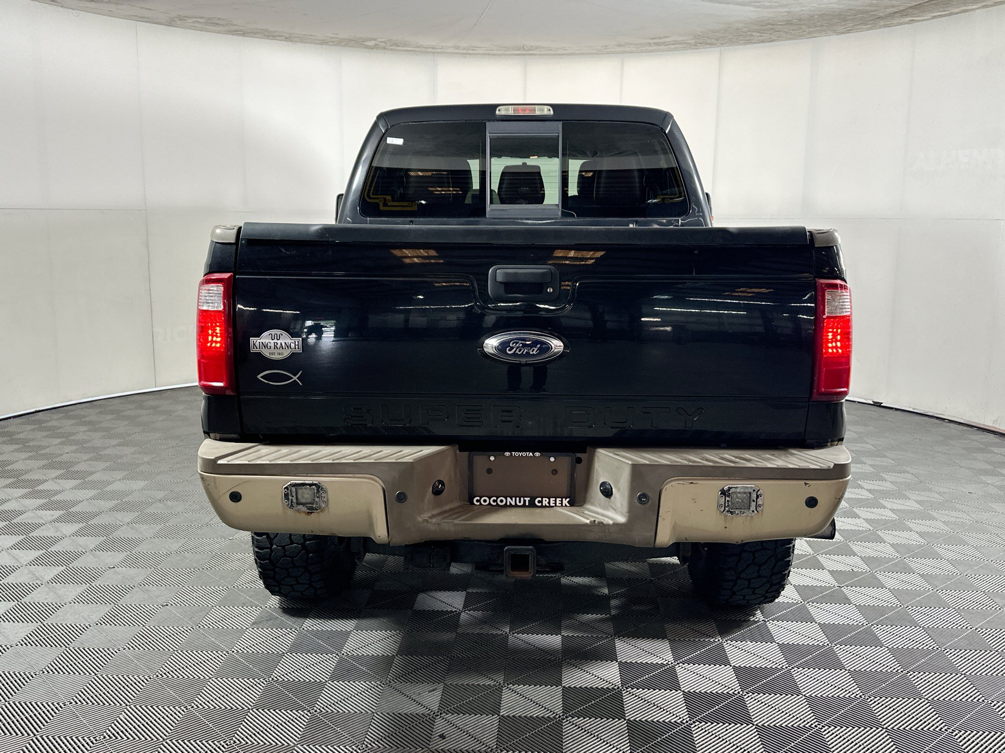 Used 2014 Ford F350 King Ranch w/ Snow Plow Prep Package AWD/4WD image 4