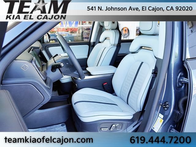 Used 2026 Rivian R1S Adventure AWD/4WD image 17