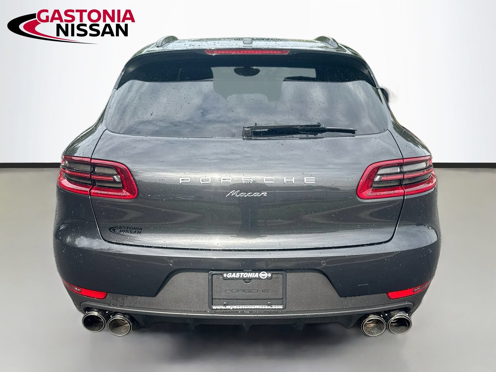 Used 2017 Porsche Macan AWD/4WD image 7