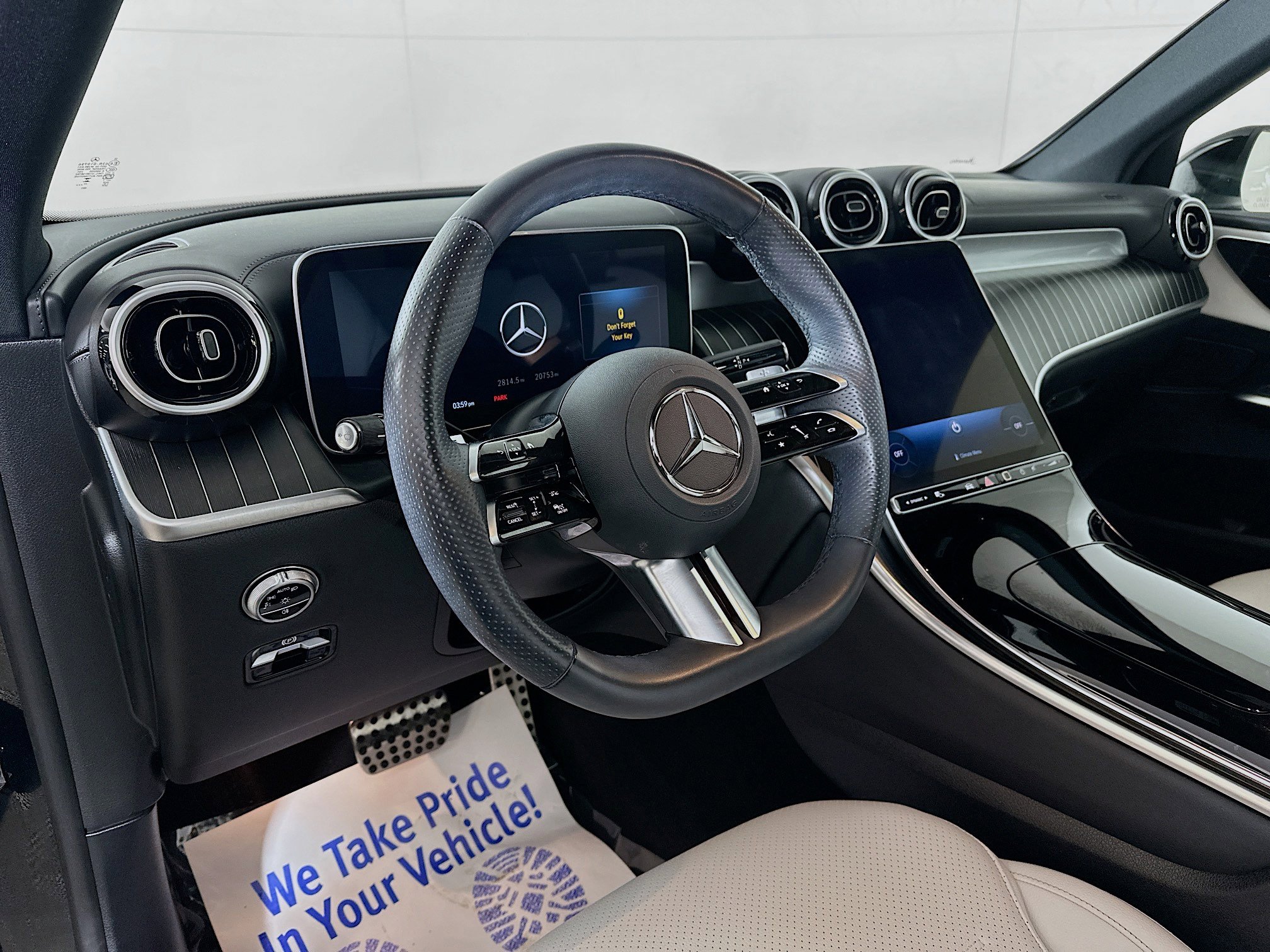 Certified 2024 Mercedes-Benz GLC 300 4MATIC image 9