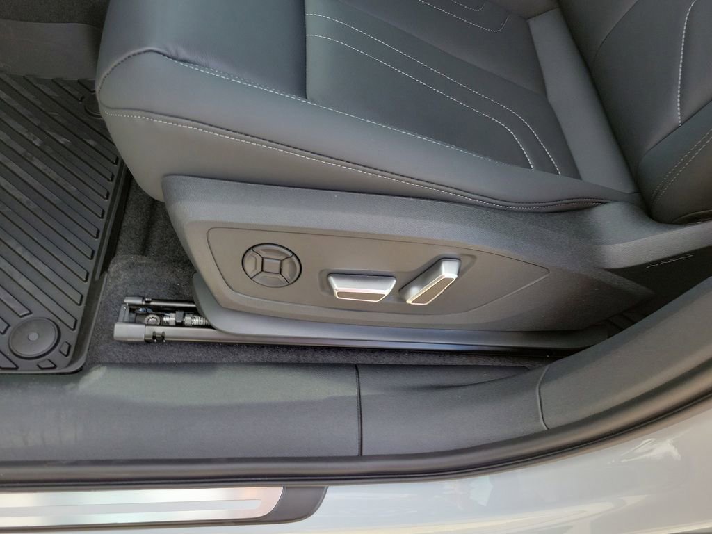 New 2026 Audi Q3 quattro 2.0T image 9