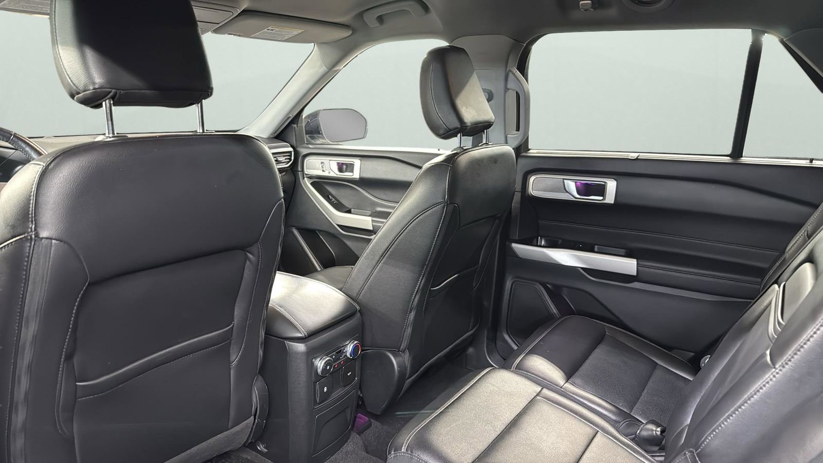 Certified 2022 Ford Explorer Limited image 29