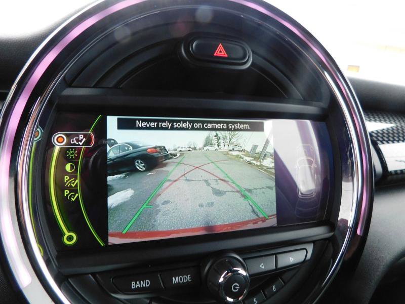 Used 2015 MINI Cooper S image 5