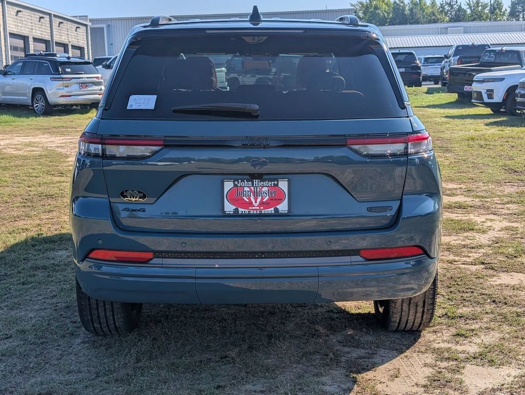 New 2026 Jeep Grand Cherokee Summit w/ Obsidian Package AWD/4WD image 6