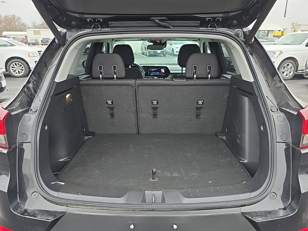 Used 2025 Chevrolet TrailBlazer LT w/ Convenience Package image 58