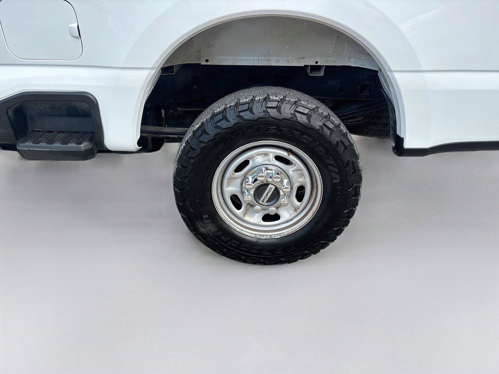 Used 2023 Ford F250 XL w/ FX4 Off-Road Package AWD/4WD image 29