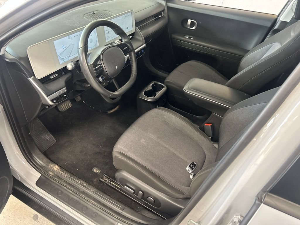 Used 2024 Hyundai Ioniq 5 SE AWD/4WD image 3