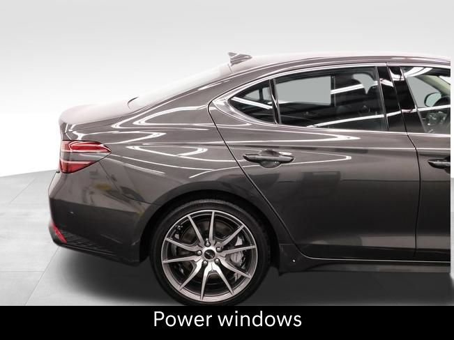 Used 2026 Genesis G70 2.5T image 18