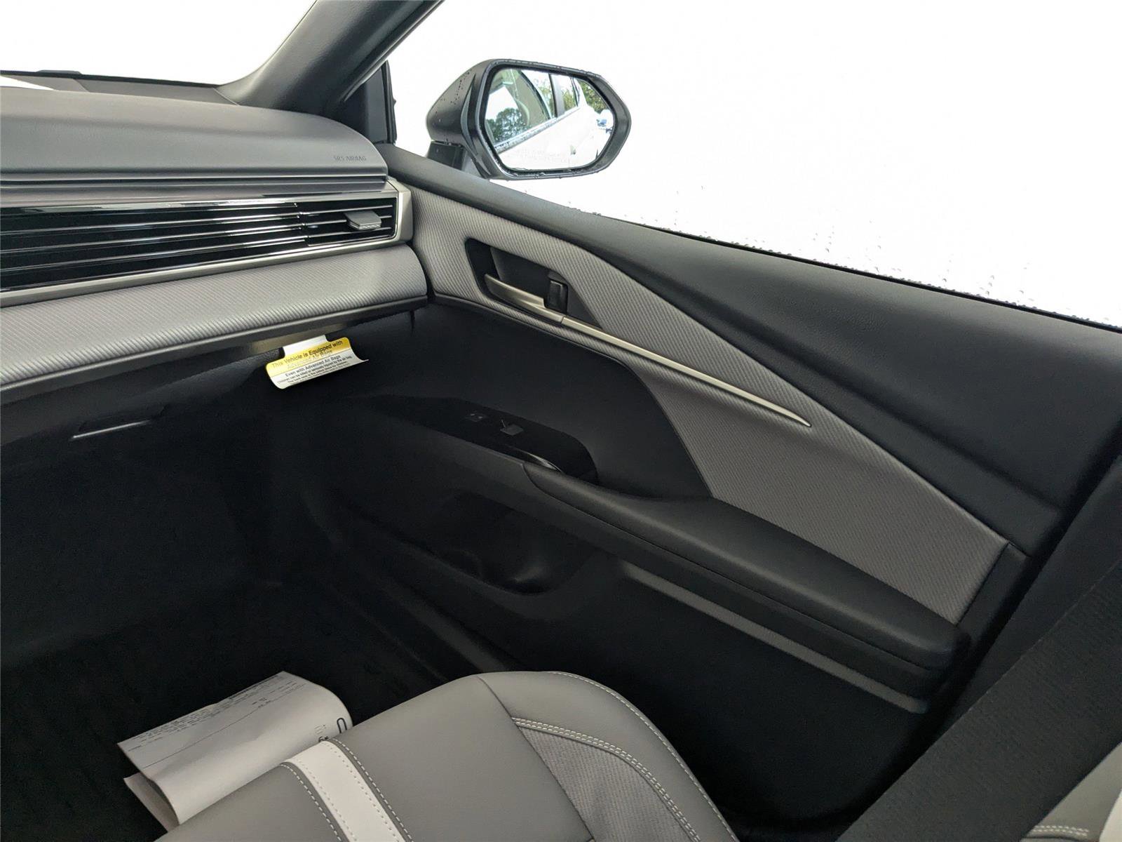 New 2026 Toyota Camry SE image 9