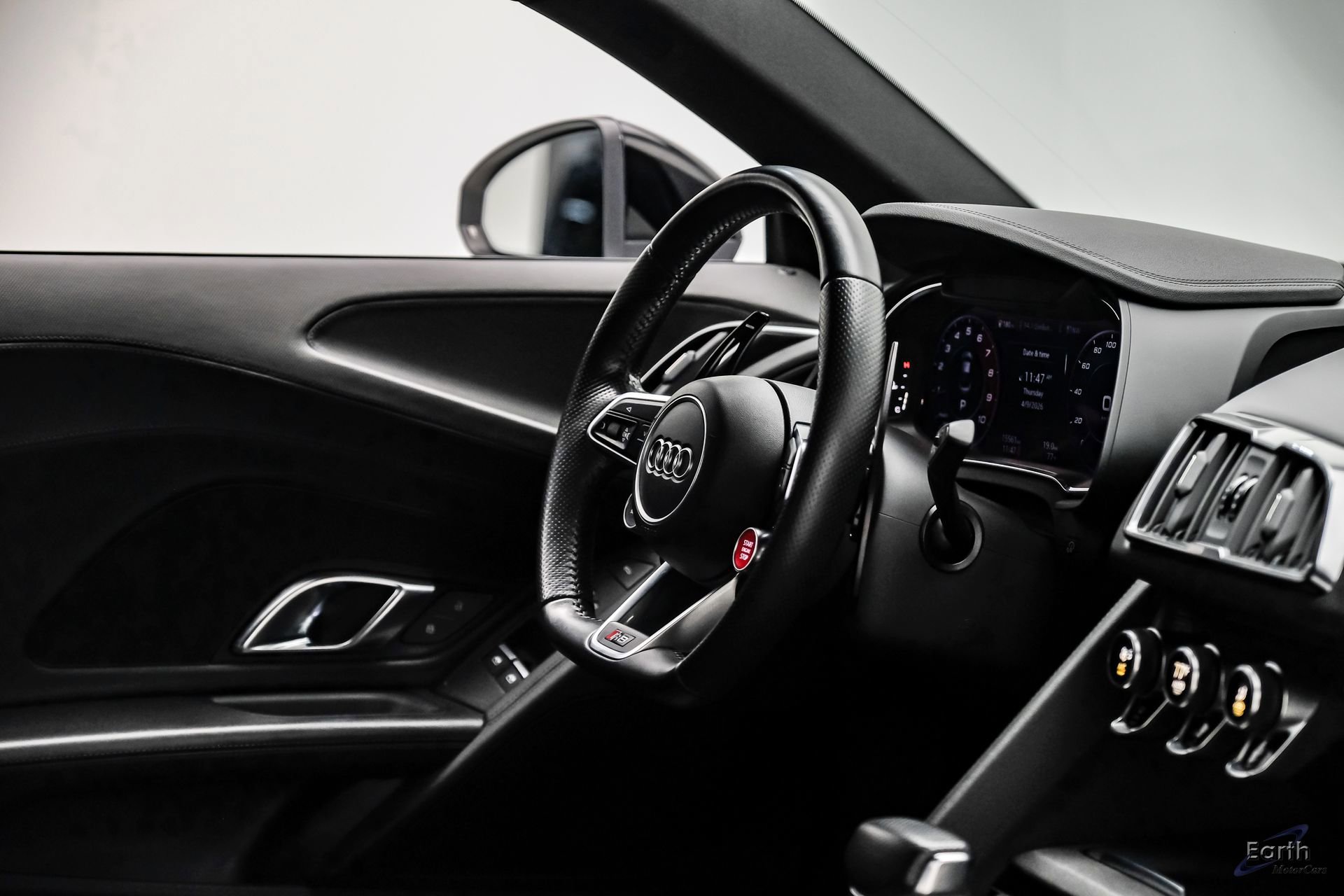 Used 2018 Audi R8 V10 RWD image 62