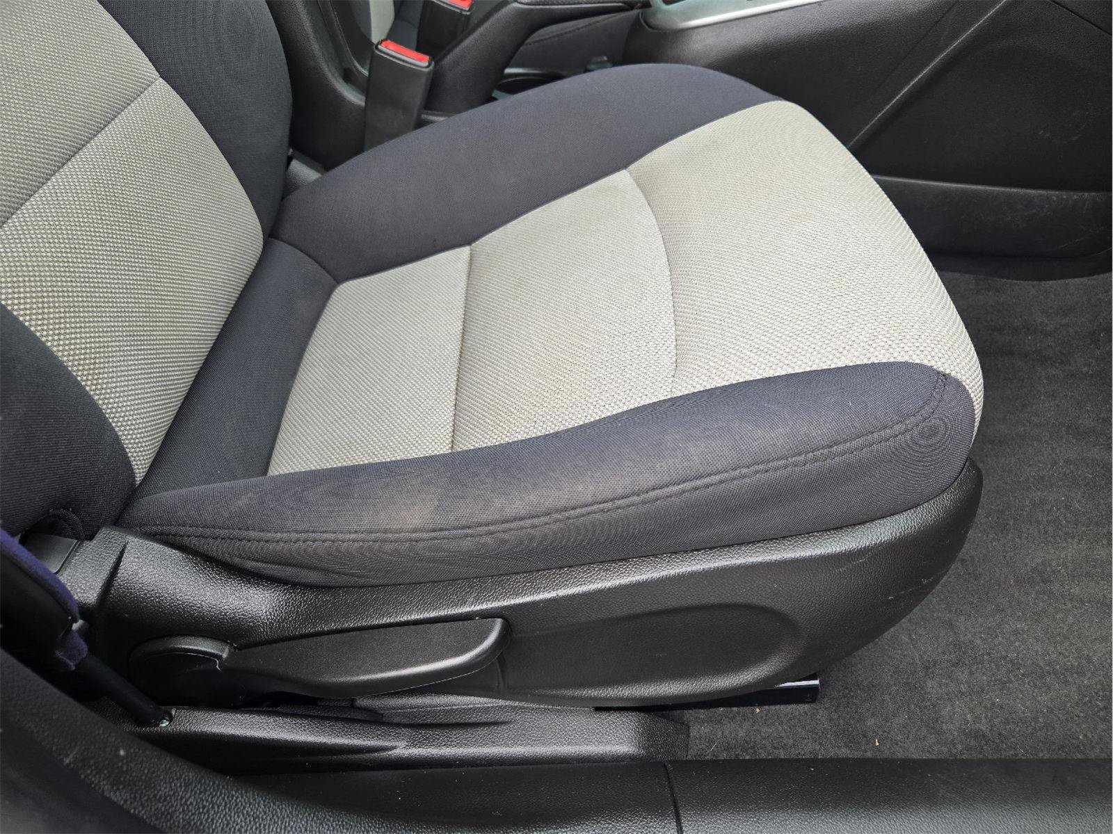 Used 2016 Chevrolet Cruze LS FWD image 20