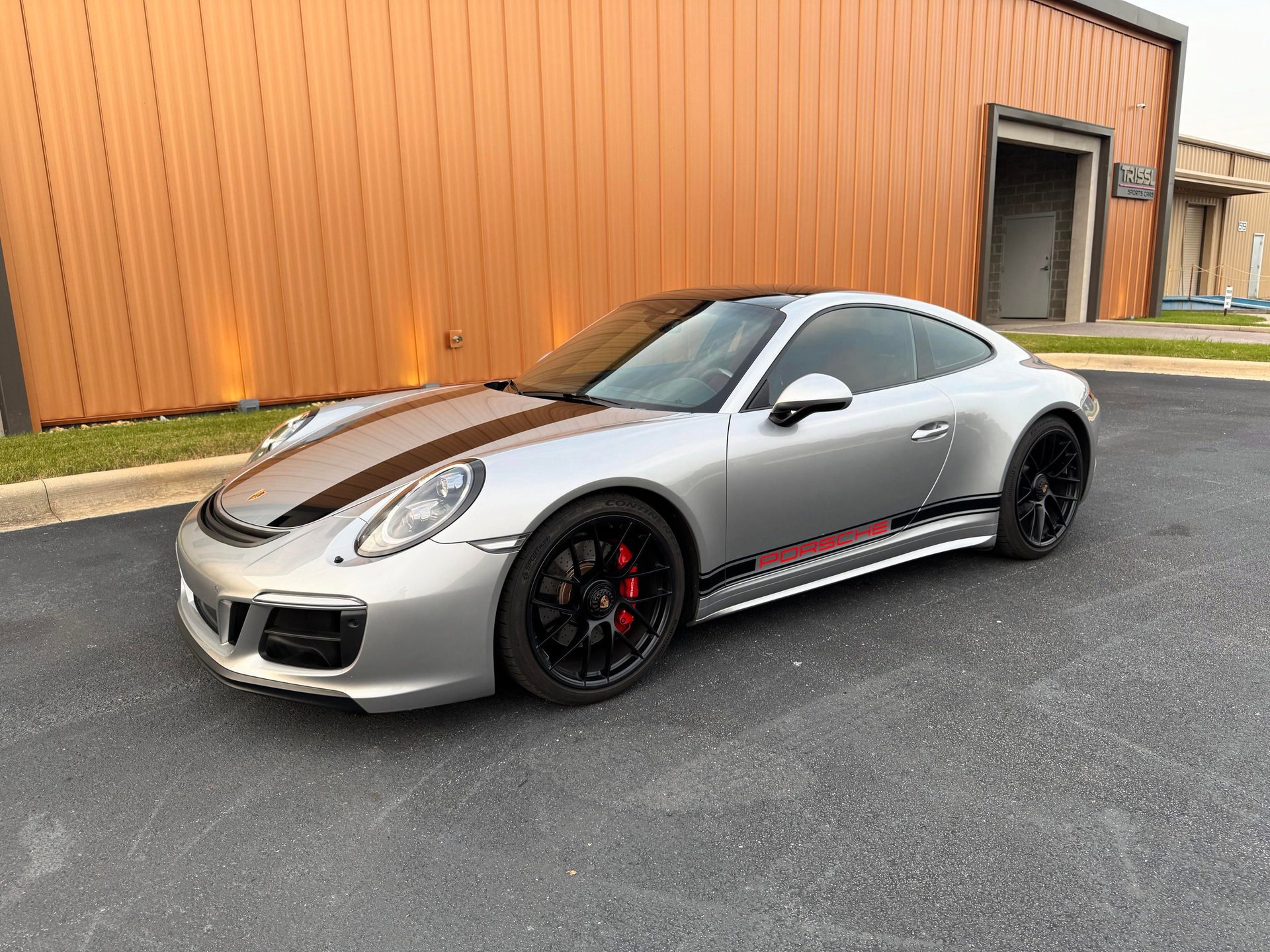 Used 2018 Porsche 911 GT3 RS image 11