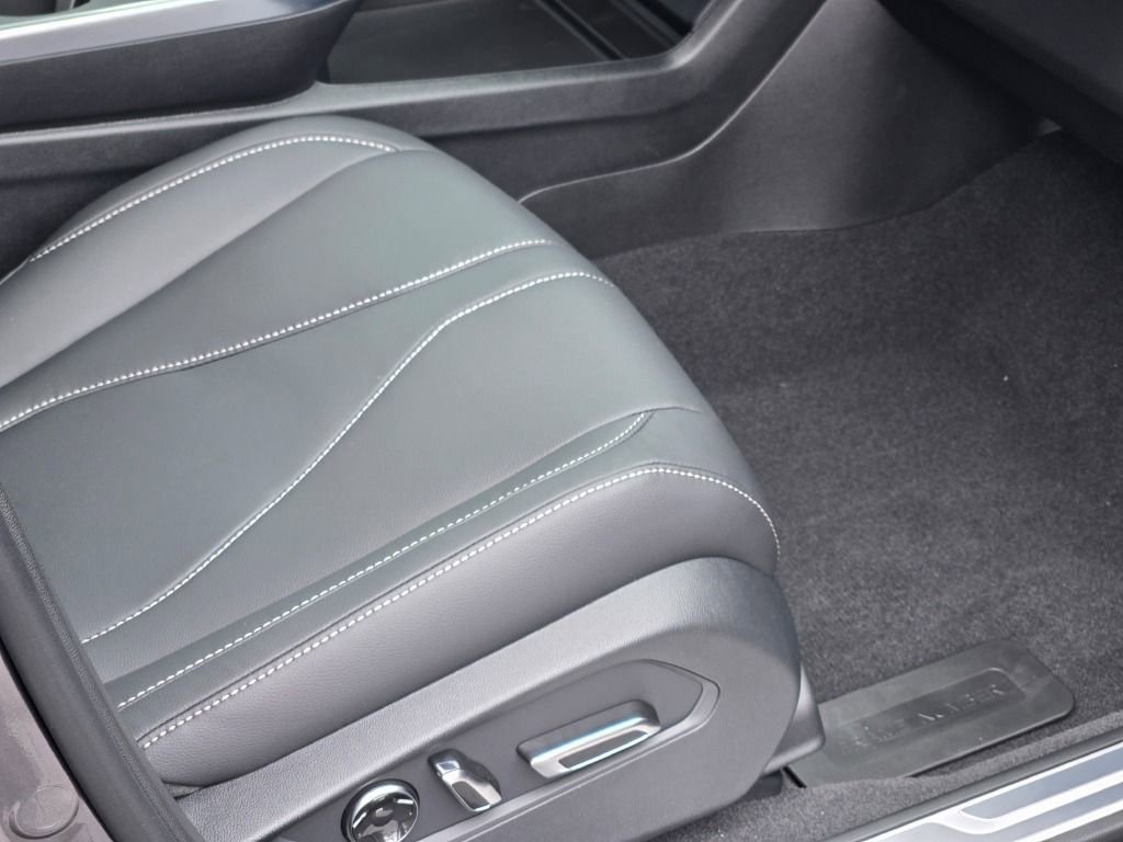 New 2026 Acura RDX SH-AWD image 10