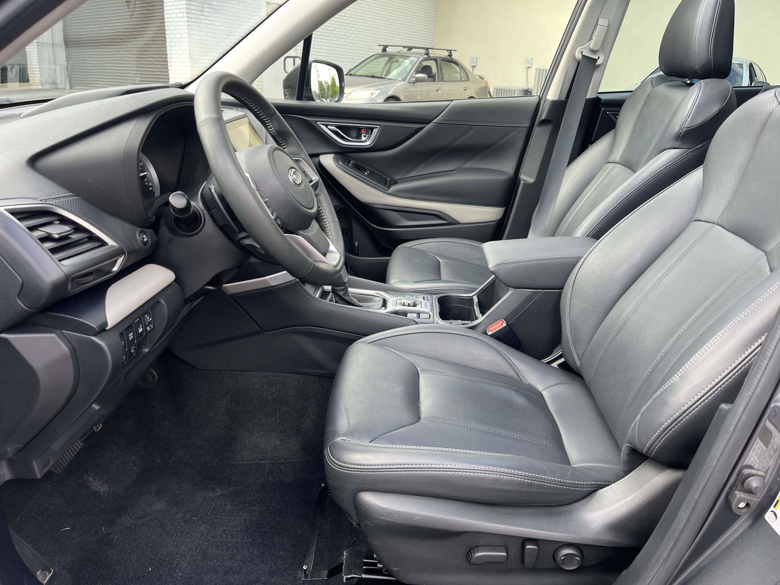 Used 2023 Subaru Forester Limited w/ Popular Package #3 AWD/4WD image 16