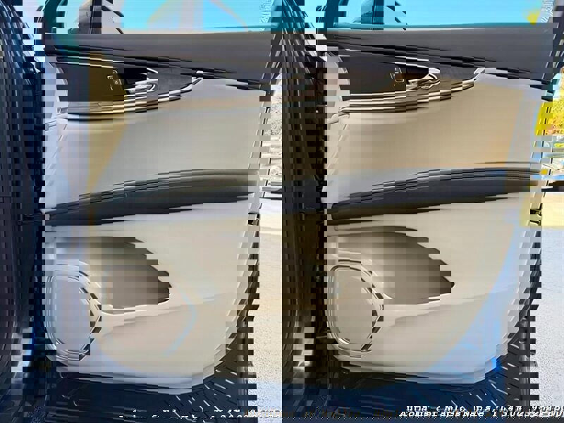 Used 2018 Lincoln MKX Reserve image 33