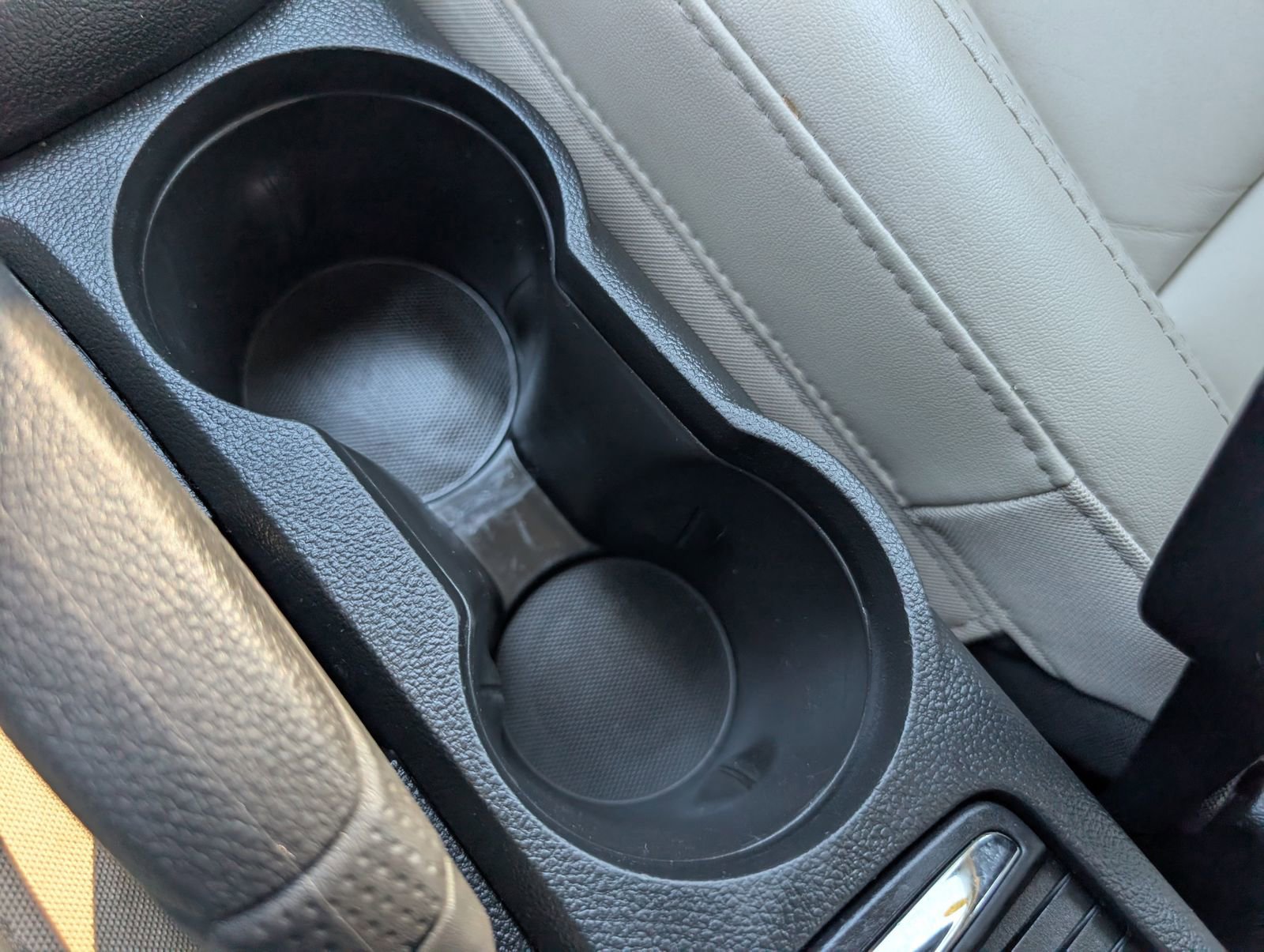 Used 2018 Buick Encore Essence image 29