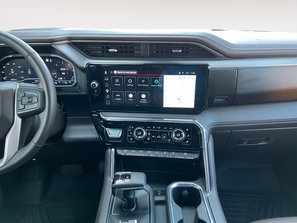 Used 2023 GMC Sierra 1500 Denali AWD/4WD image 11