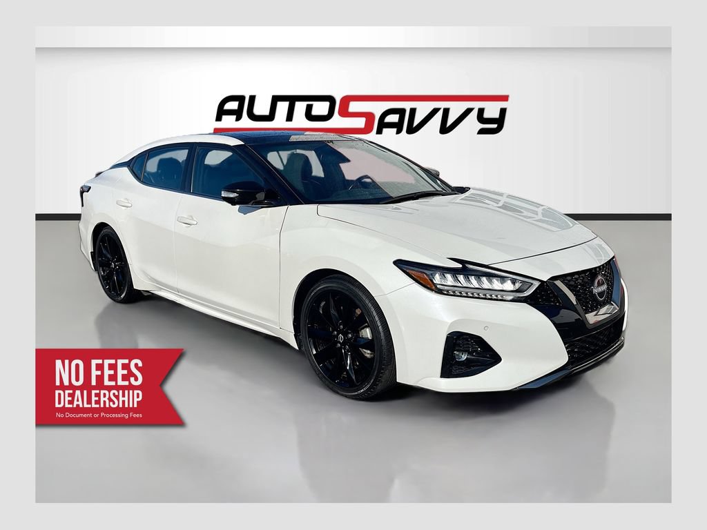 Used 2022 Nissan Maxima SR w/ Sport Mat Group FWD image 1