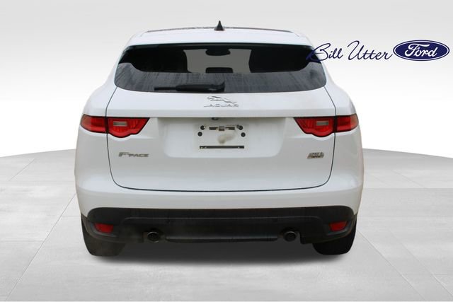Used 2020 Jaguar F-PACE image 6