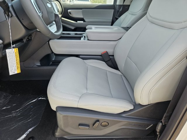 New 2027 Ford Expedition Active RWD image 9